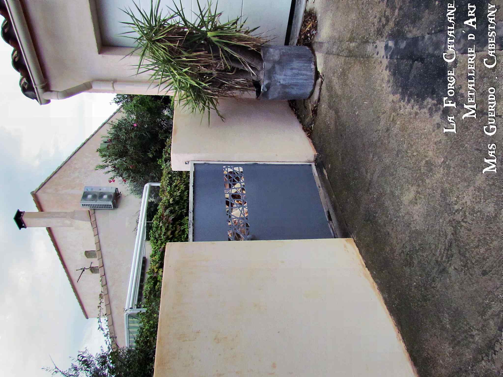 reparation vieux portail demontage remplissage existant et remplacement par tole decoupe laser forge catalane 2.jpg